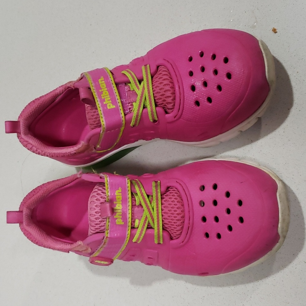 Phibian Light Up Shoes by Stride Rite